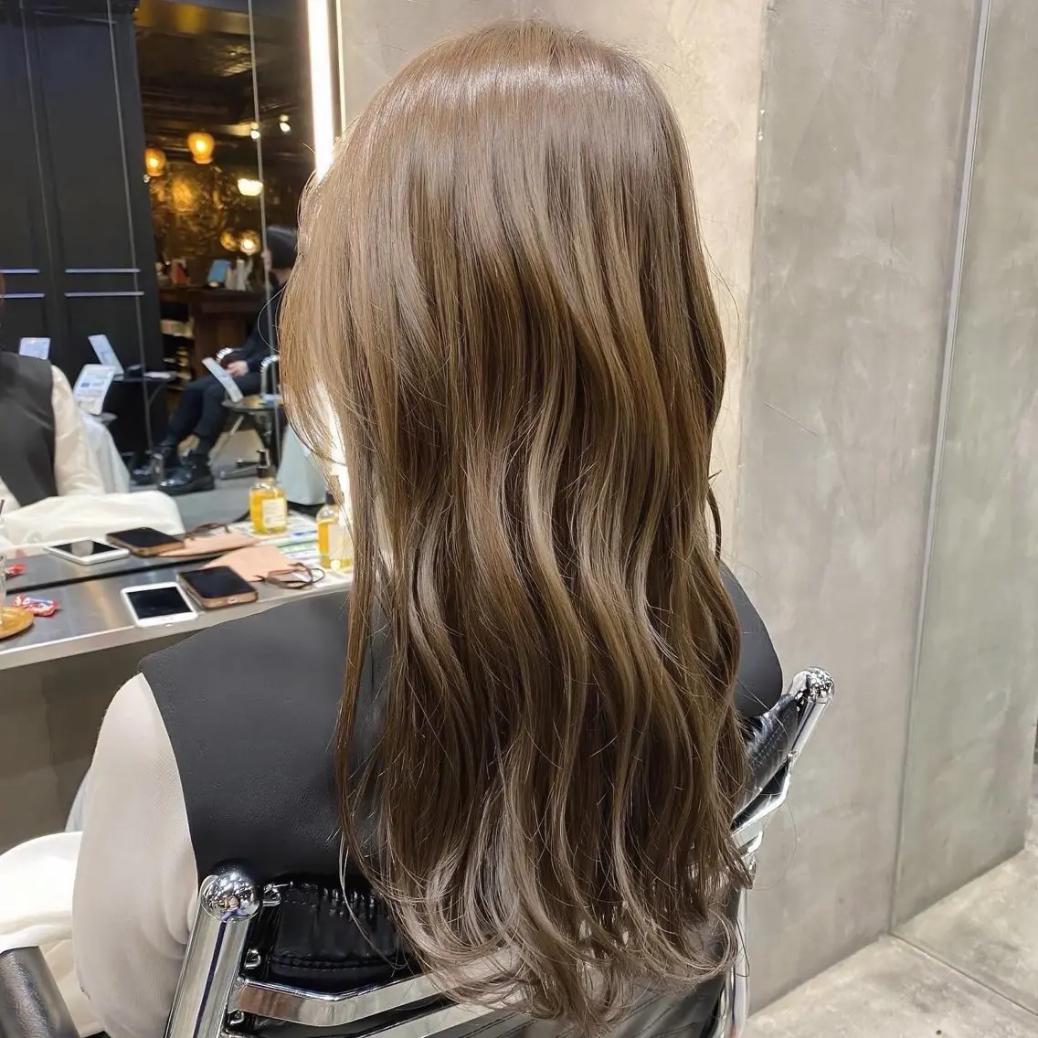 セミロング カラー ベージュカラー ブリーチ ダブルカラー ブリーチなしカラー カット ヘアカラー 透明感カラー🌿 グレージュ🐺陽介のヘアスタイル