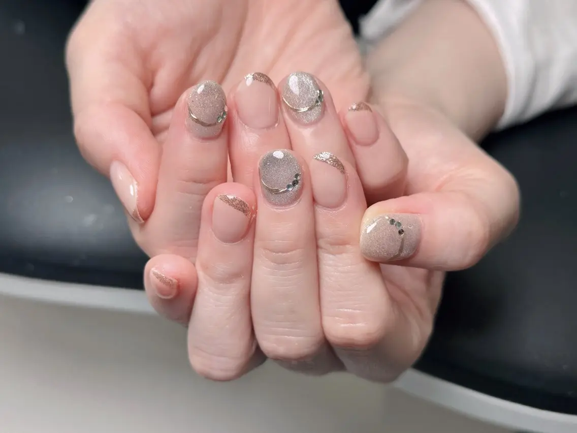 ネイル ハンドネイル ハンドケア Nail&Eyela sh Nanaのネイルデザイン