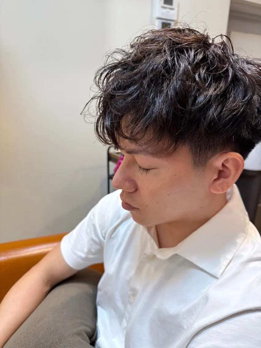 ショート 上田 英介のヘアスタイル