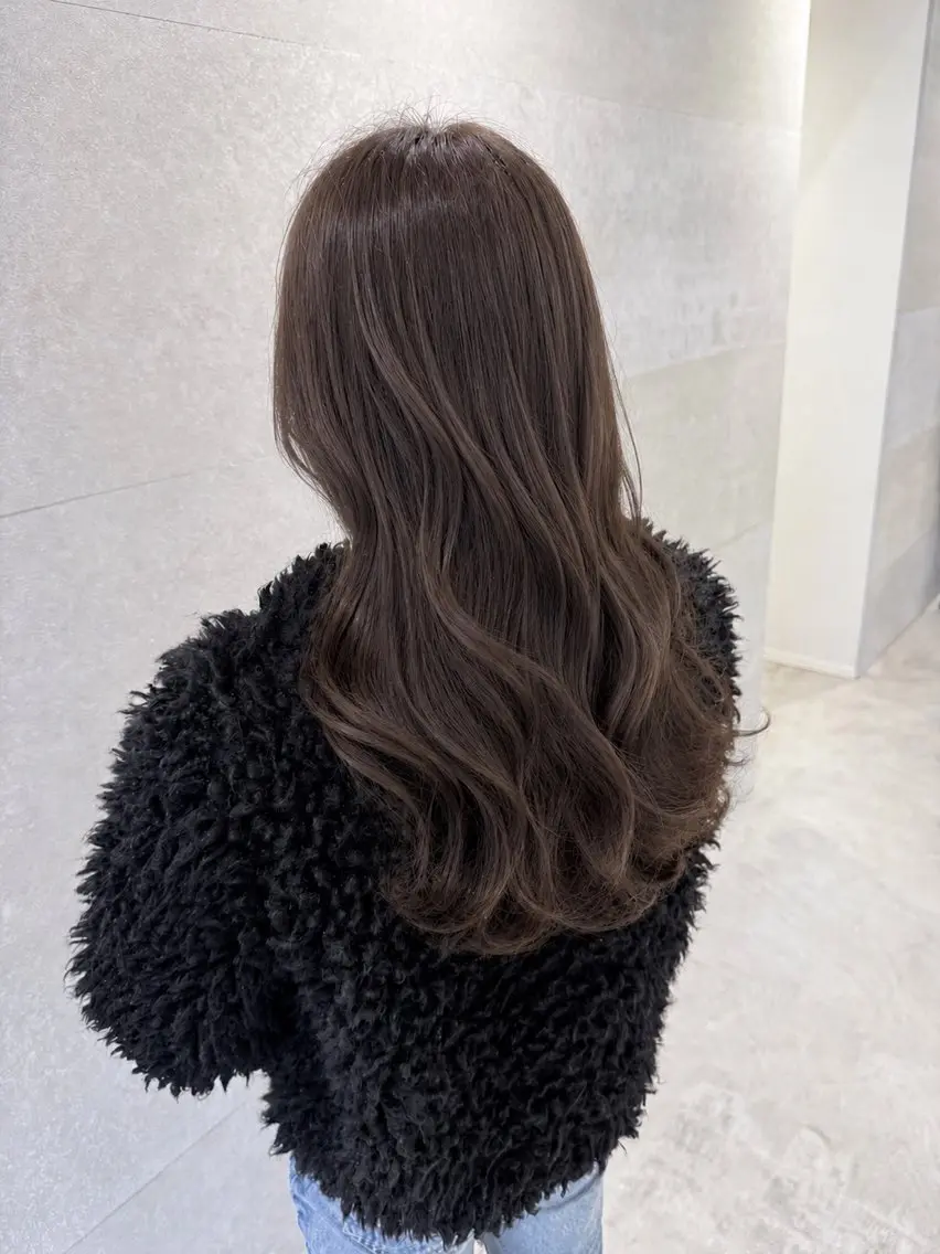 ロング 甚野 彩菜のヘアスタイル