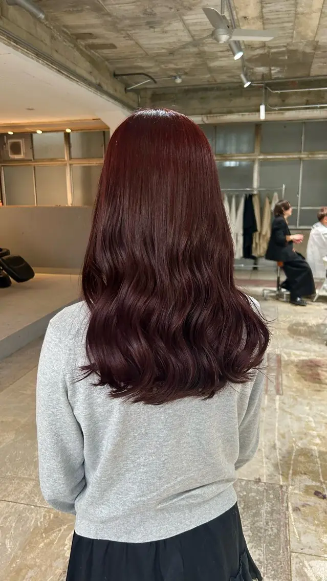 カラー レッドカラー ヘアカラー 谷口 萌瑛のヘアスタイル