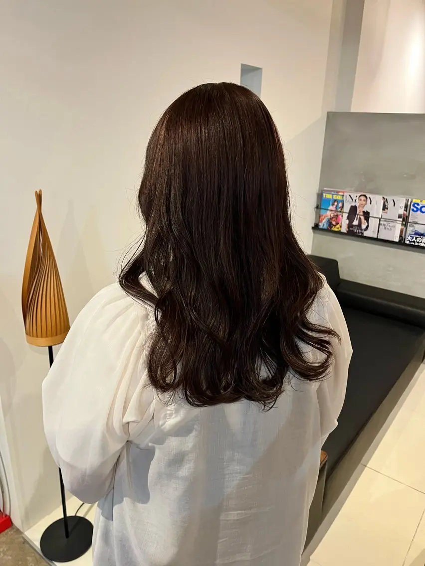 ロング カラー she. noaのヘアスタイル