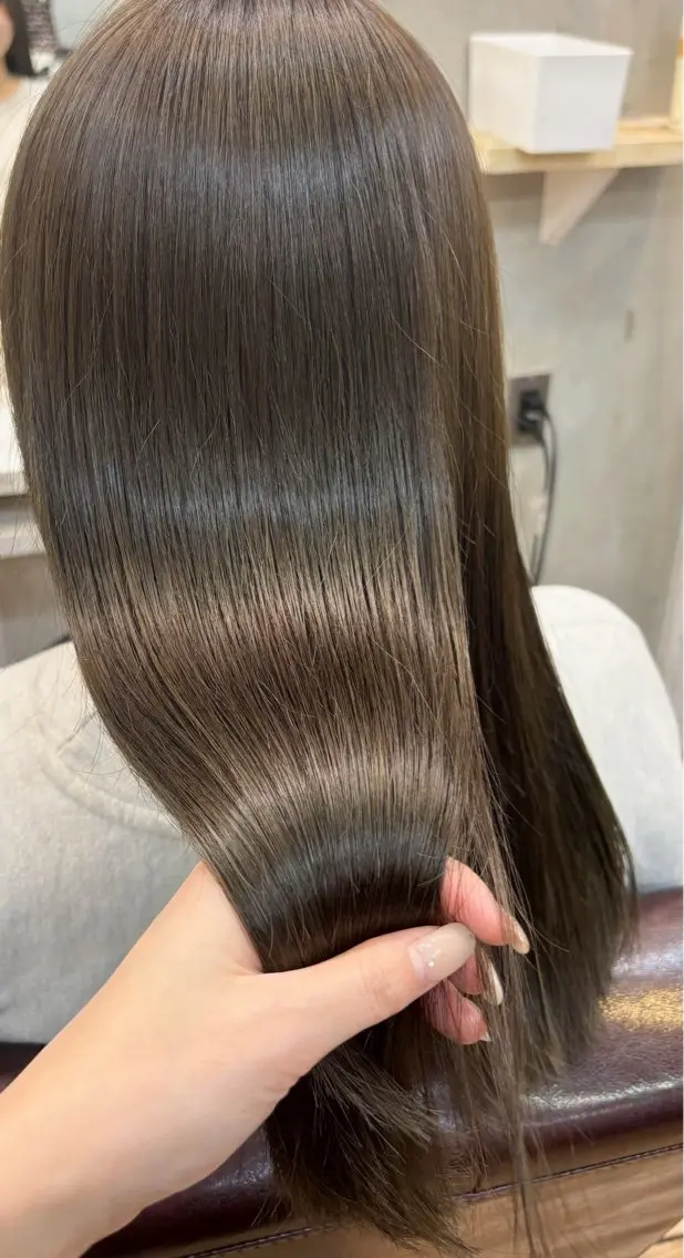 ロング カラー ブリーチ ダブルカラー インナーカラー ブリーチなしカラー 髪質改善 💗髪質改善💗艶髪 韓国ヘア💗こころのヘアスタイル