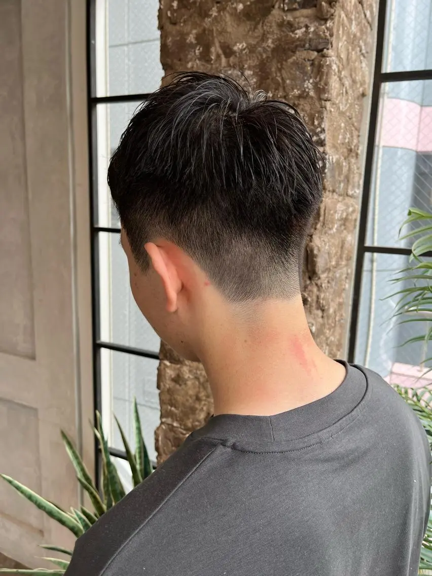 【メンズ限定】カット＋(眉カットサービス✂︎)+スカルプシャンプーの写真