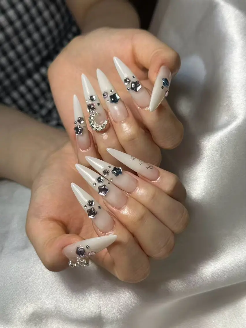ネイル Infinity Nail salonのネイルデザイン