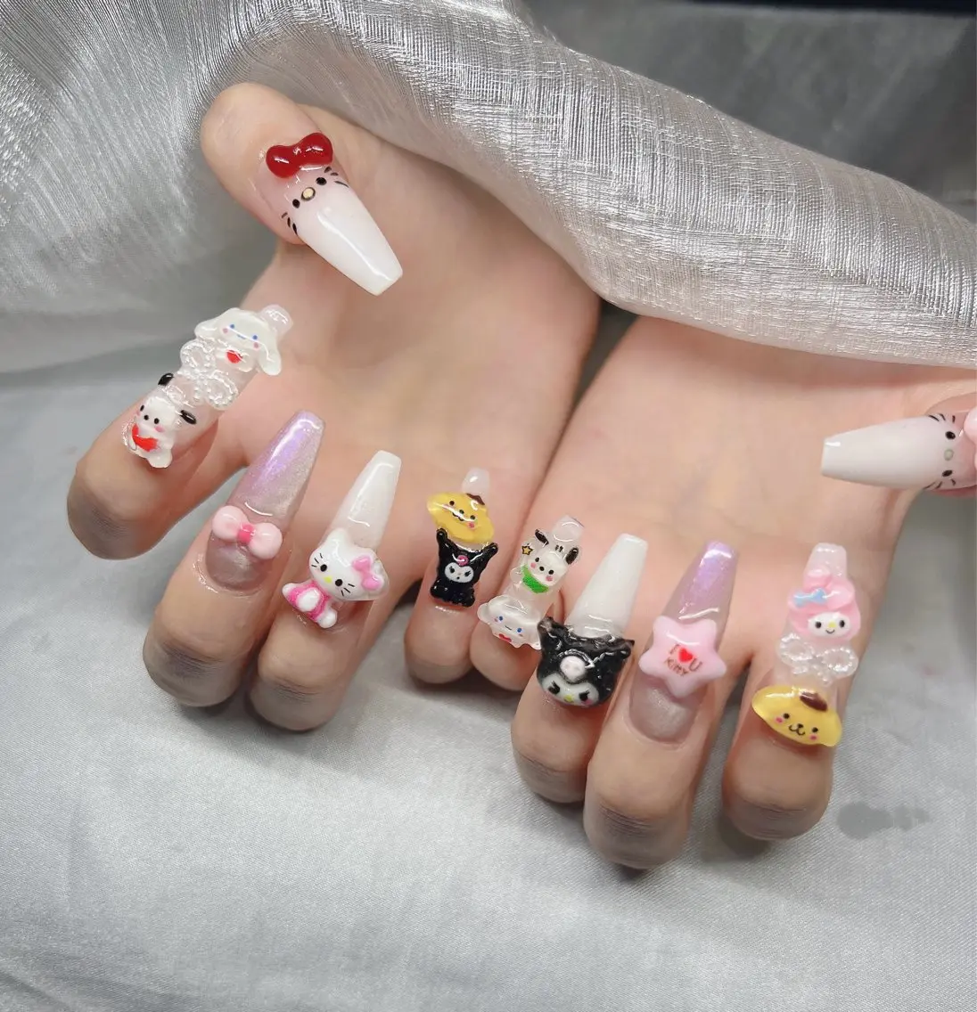 ネイル 長さ出し グラデーション 卒業式 キラキラネイル マグネットネイル ハンドネイル Lee Nailsのネイルデザイン