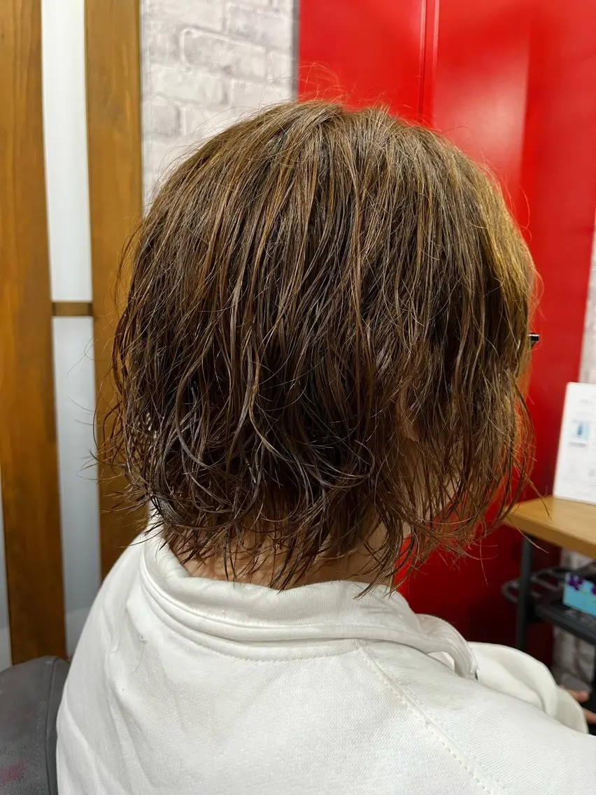 ミディアム カット パーマ トリートメント 磯山 直貴のヘアスタイル