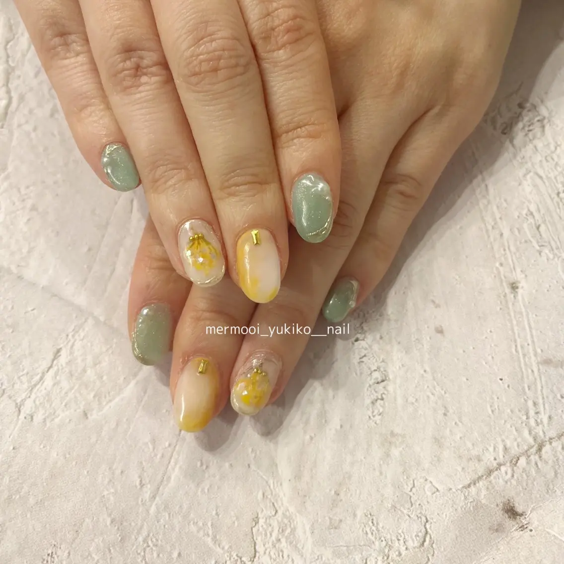 ネイル ジェルネイル グリーン 韓国ネイル パラジェル スカルプネイル mermooi nailのネイルデザイン