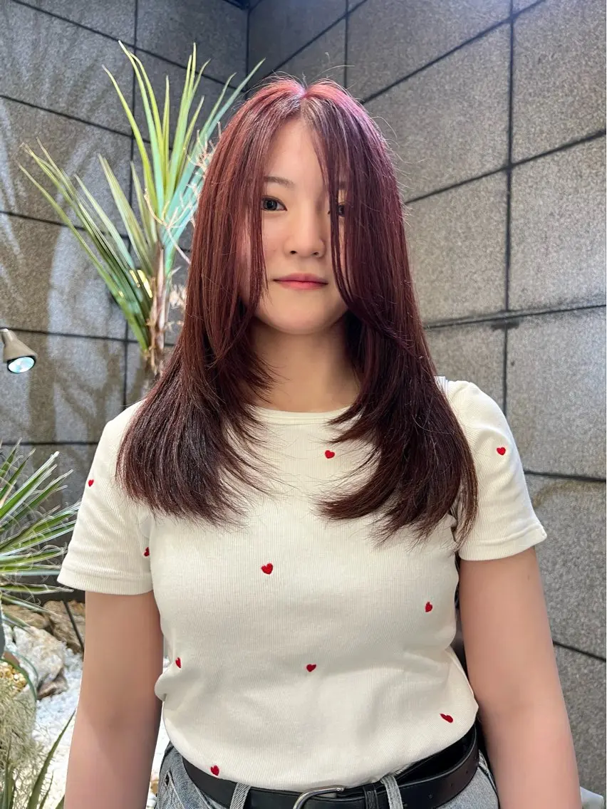 セミロング レイヤーカット ヘアカラー 酸性ストレート人気 No,1/カスミ🩰のヘアスタイル