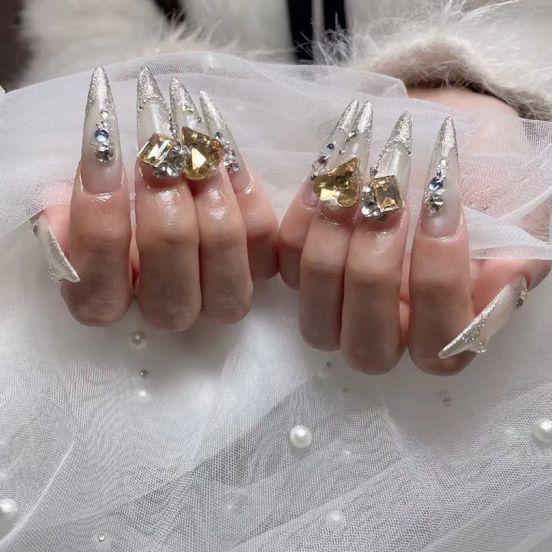 ネイル ENsalon AKIRAのネイルデザイン