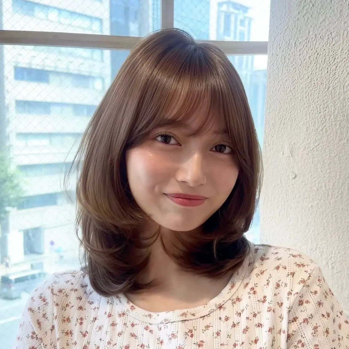 ミディアム 韓国レイヤーカット/ ヤマウエマリナのヘアスタイル