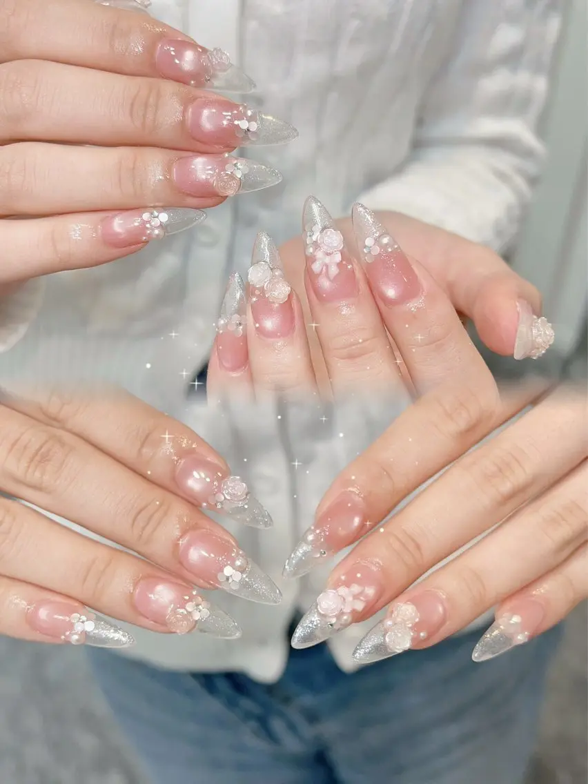 ネイル チークネイル 長さ出し フレンチネイル ジェルネイル ガーリー ハンドネイル Sora Nail Studioのネイルデザイン