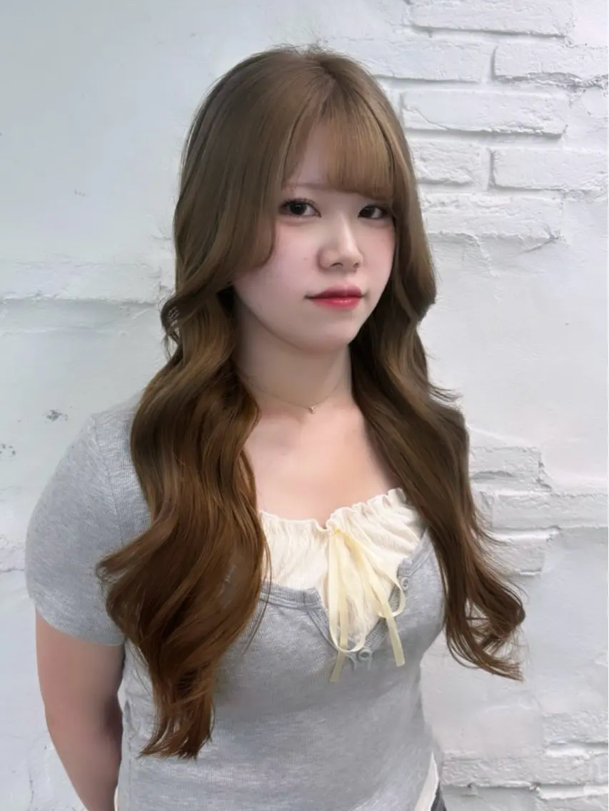 ロング カラー 透明感カラー グレージュ ミルクティーグレージュ ✨️透明感･艶カラー ✨️RINのヘアスタイル