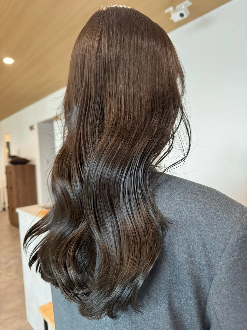 カラー ブリーチ ブラウンカラー ブリーチなしカラー オリーブブラウン ma hiのヘアスタイル