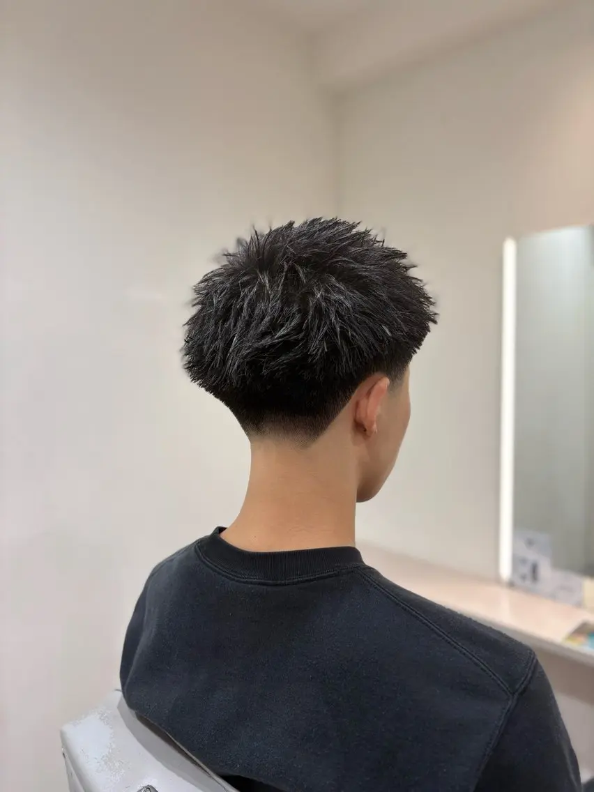 ショート メンズ フェードカット カット 深澤 知樹のヘアスタイル