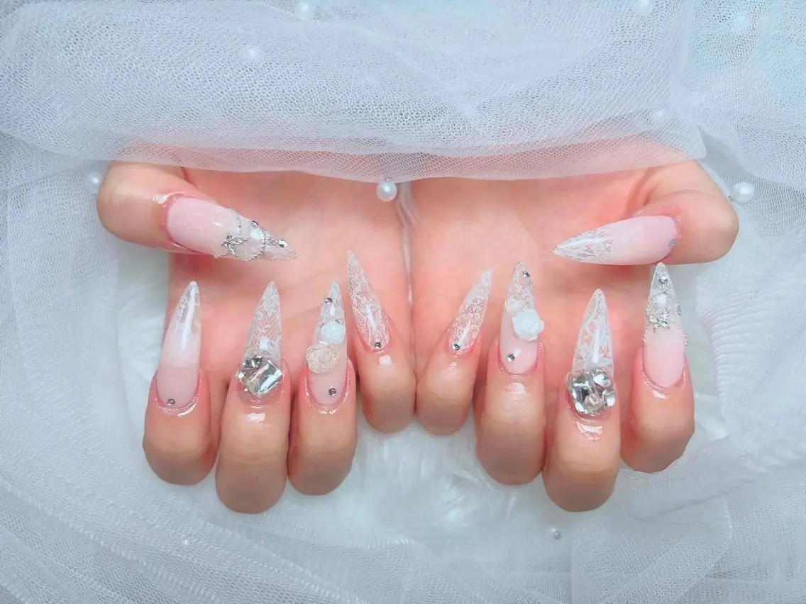 ネイル ブルー フットネイル フレンチネイル 韓国ネイル マグネットネイル ハンドネイル ハンドケア Hara Nail 【持ち込みOK】のネイルデザイン
