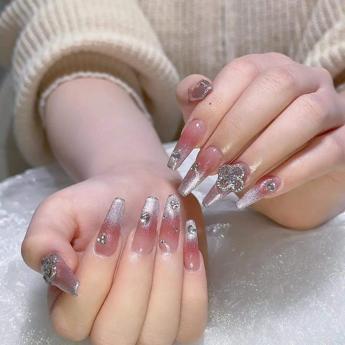 ネイル Queen's ゆなのネイルデザイン