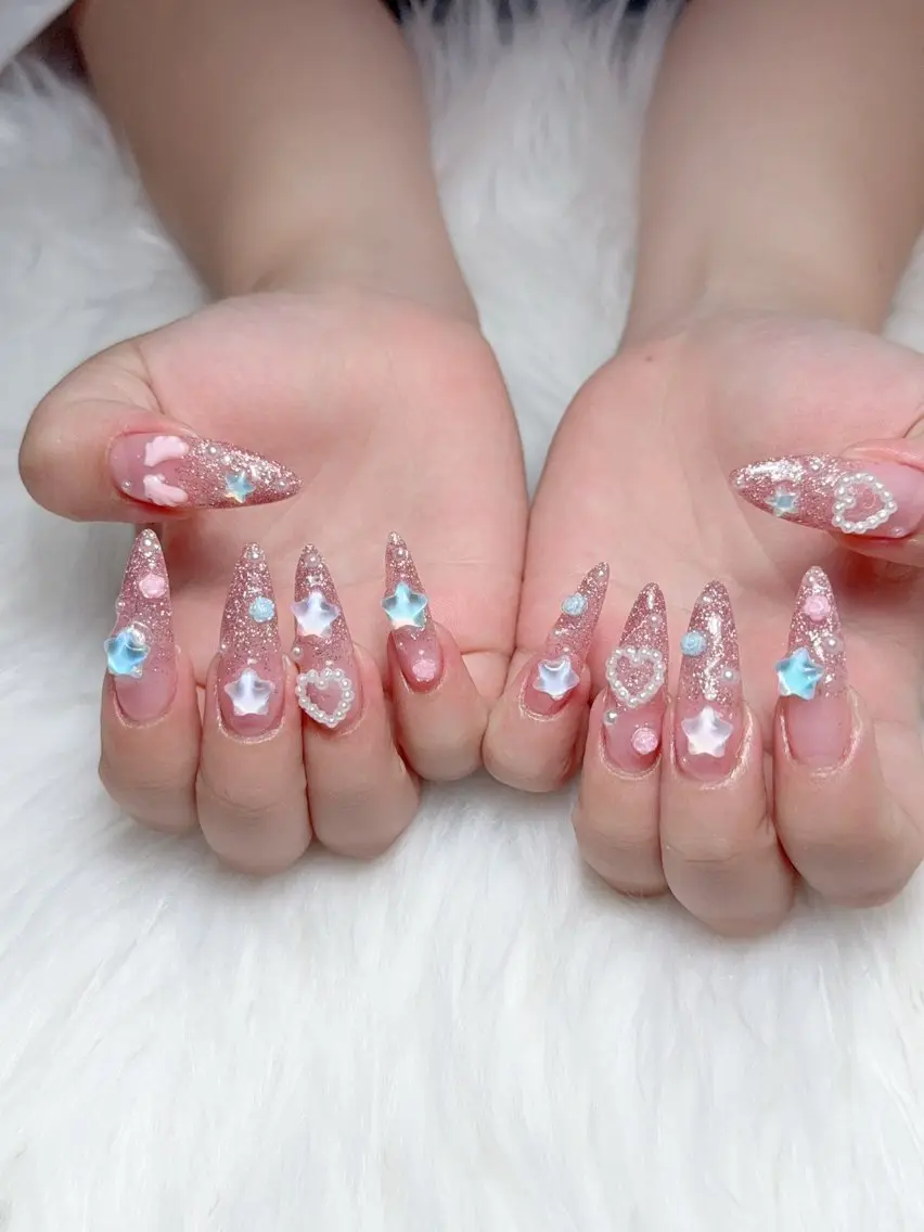 ネイル W·mai nail 関内のネイルデザイン