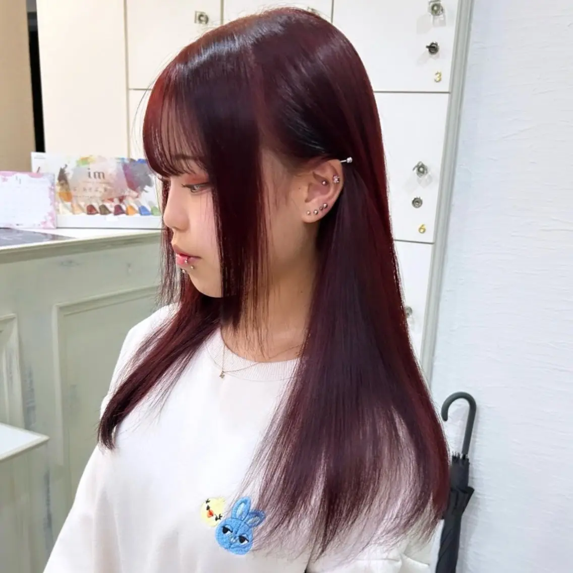 セミロング カラー ヘアカラー りん🧸透明感カラ ー/ヘアアレンジのヘアスタイル
