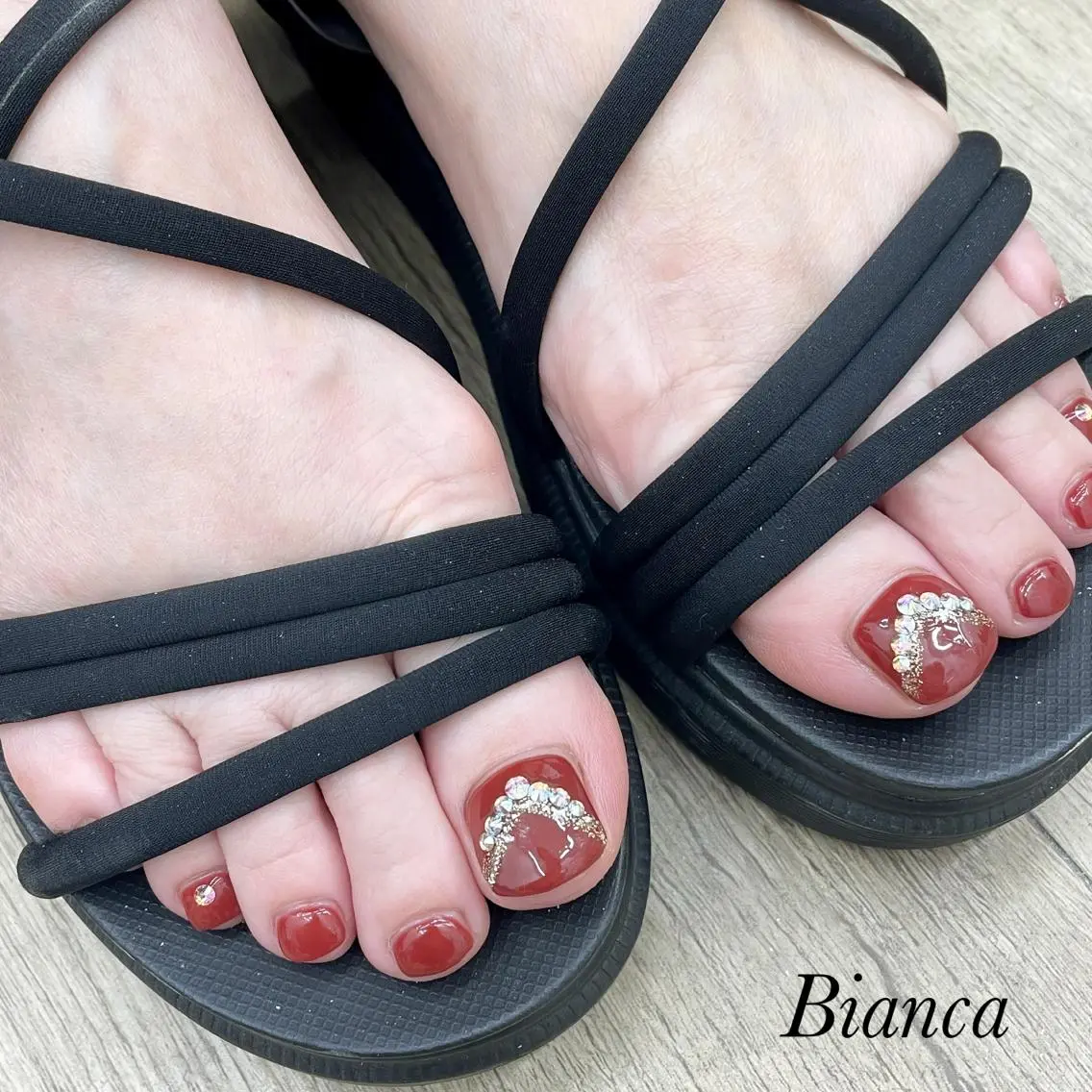 フットネイル🦶💕シンプル🌼初回オフ無料✨新規5800円🩵(再来7900円💚)パラジェル1100円変更可/高円寺の写真