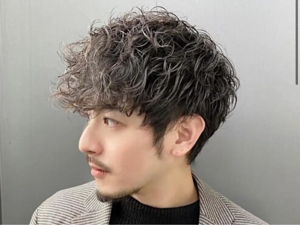 パーマ メンズ カット パーマ 大人メンズパーマ メンズ特化　萱原大幹のヘアスタイル