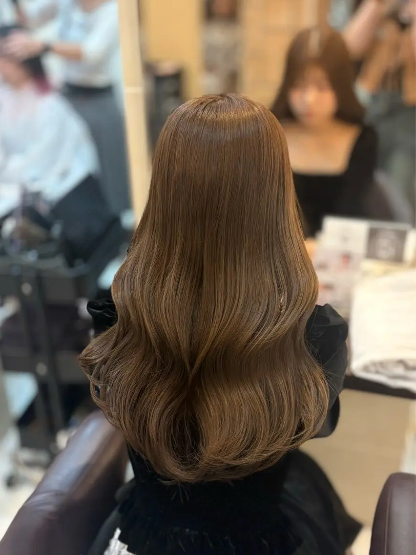 ロング カラー ヘアカラー トリートメント 🎀透明感カラー 🎀ナズナのヘアスタイル