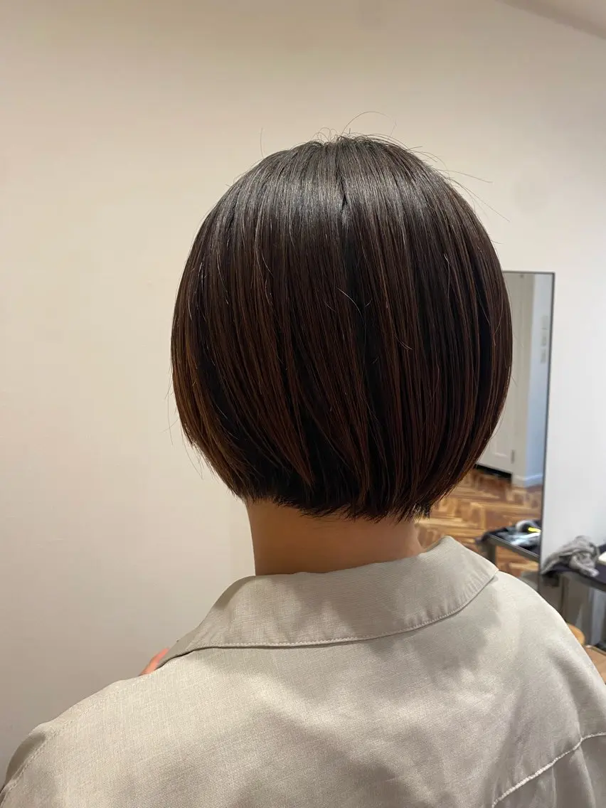 ショート レイヤーカット ショートヘア 伊藤 優花のヘアスタイル