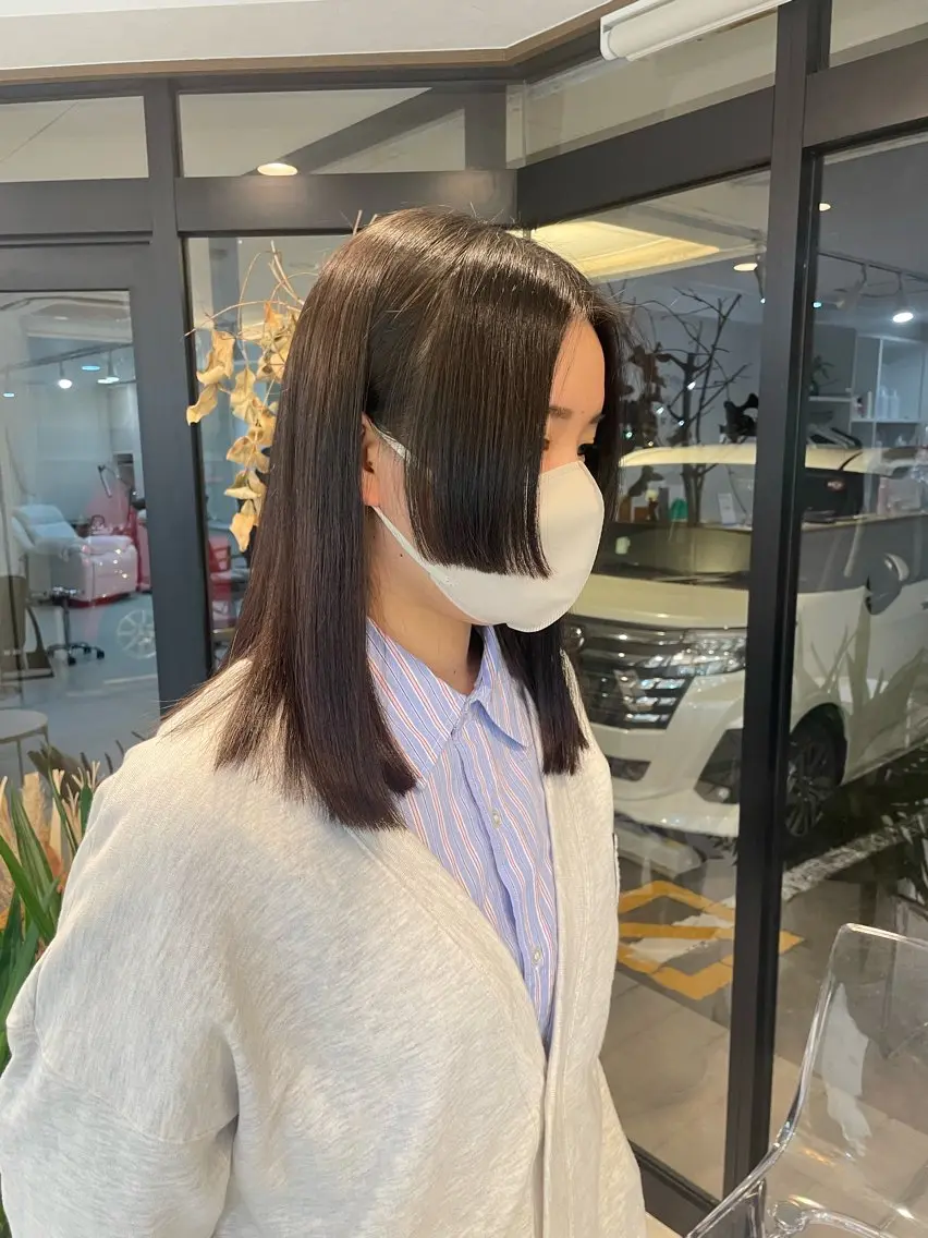 セミロング デザインカット 前川 瑞希のヘアスタイル