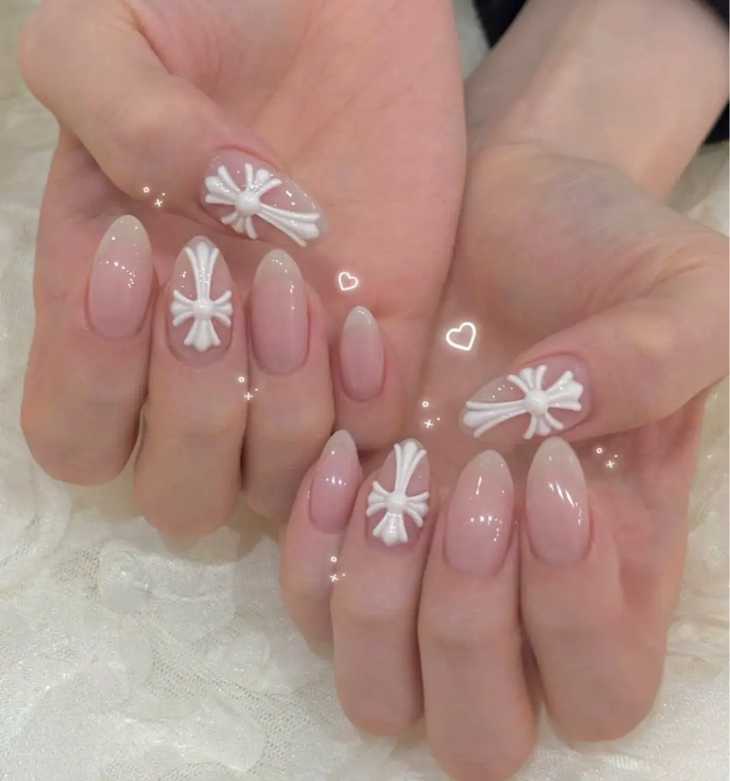 ネイル フラッシュネイル フレンチネイル グラデーション キラキラネイル 韓国ネイル ハンドネイル Hy nailsのネイルデザイン