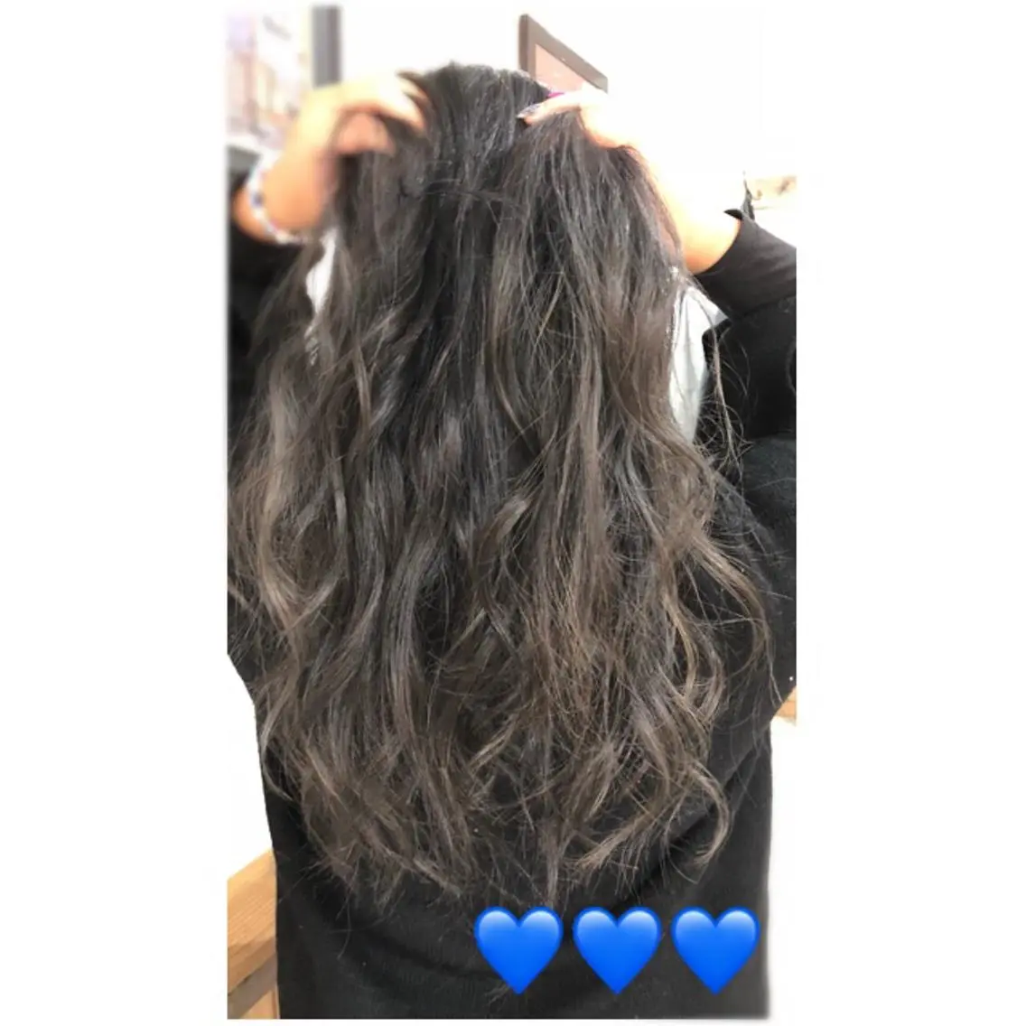 ロング カラー アッシュ アッシュグレー M IIのヘアスタイル