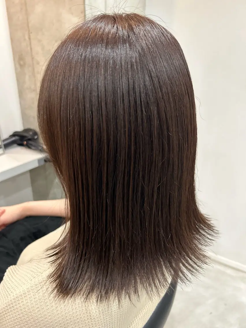 ミディアム カラー ブリーチ グレージュ ブリーチなしカラー 🌊インナーカラー 🐬櫻井海星のヘアスタイル