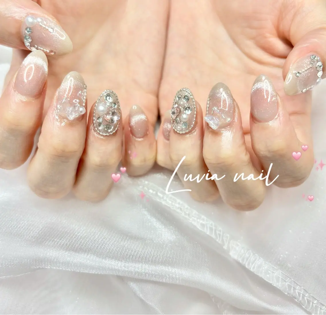 ネイル 持ち込み シンプルネイル ワンホンネイル 🍒Luvia ワンホンネイルのネイルデザイン