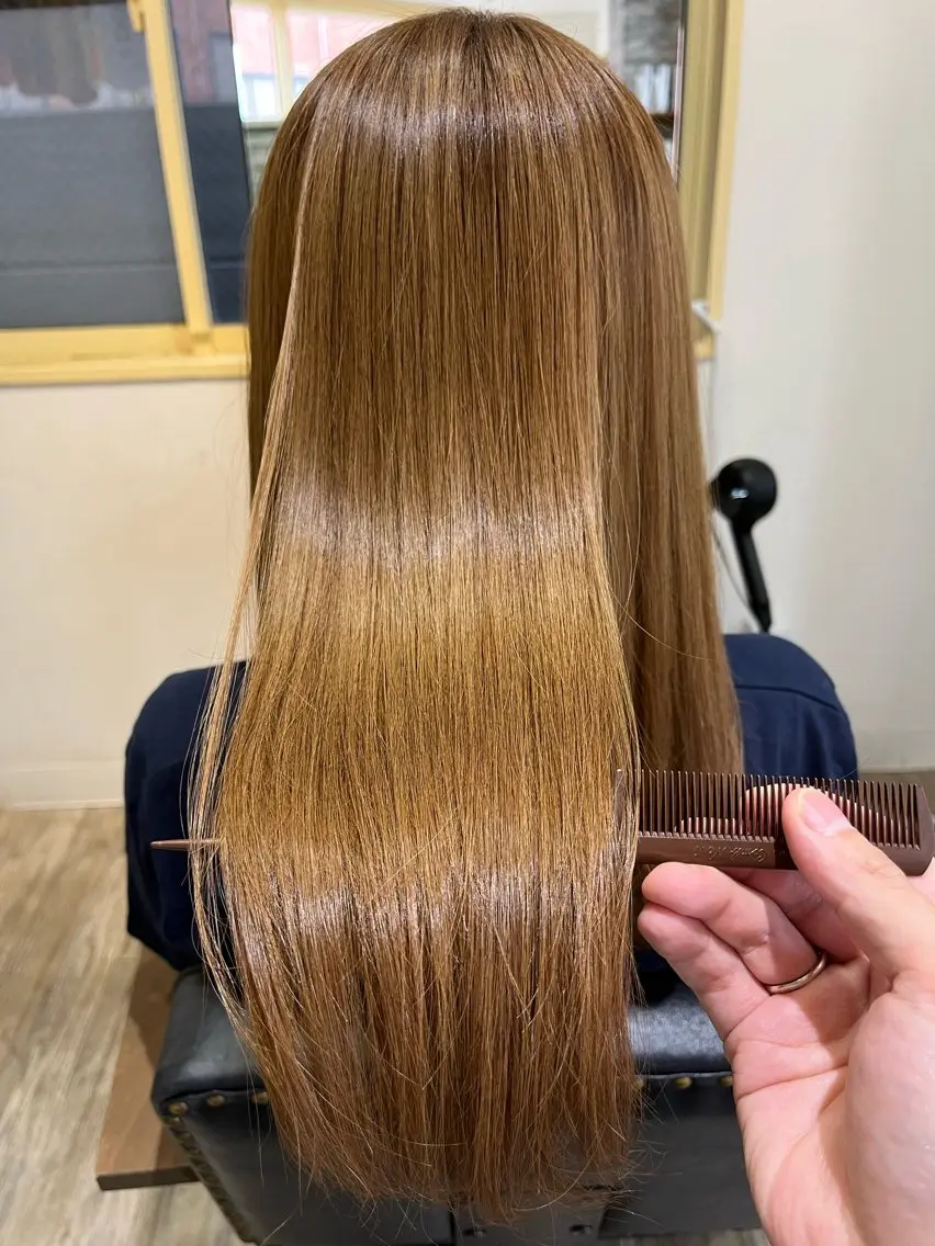 セミロング カラー ケアカラー トリートメント カット ヘアカラー トリートメント ワタイショウタ 髪質改善✨眉毛サロンのヘアスタイル
