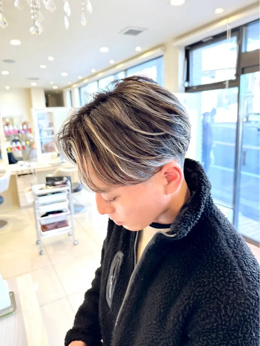 ショート カラー メンズ センターパート 髪質改善/縮毛矯正 /菊島樹希のヘアスタイル