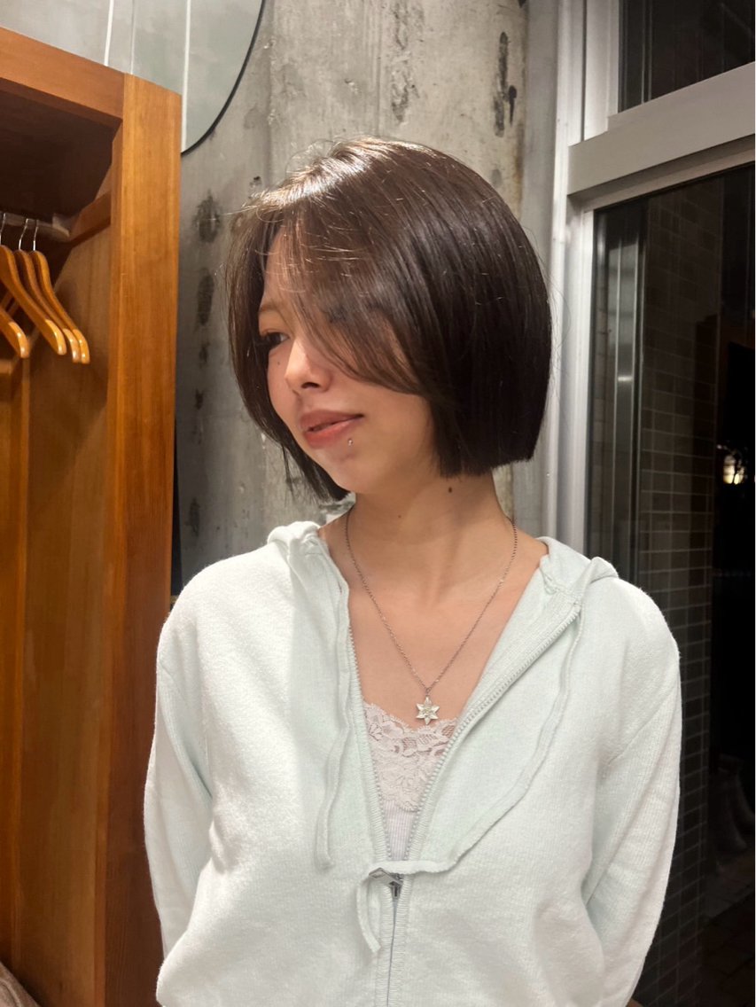 ミディアム ボブ カット ヘアカラー wewe/ harukaのヘアスタイル