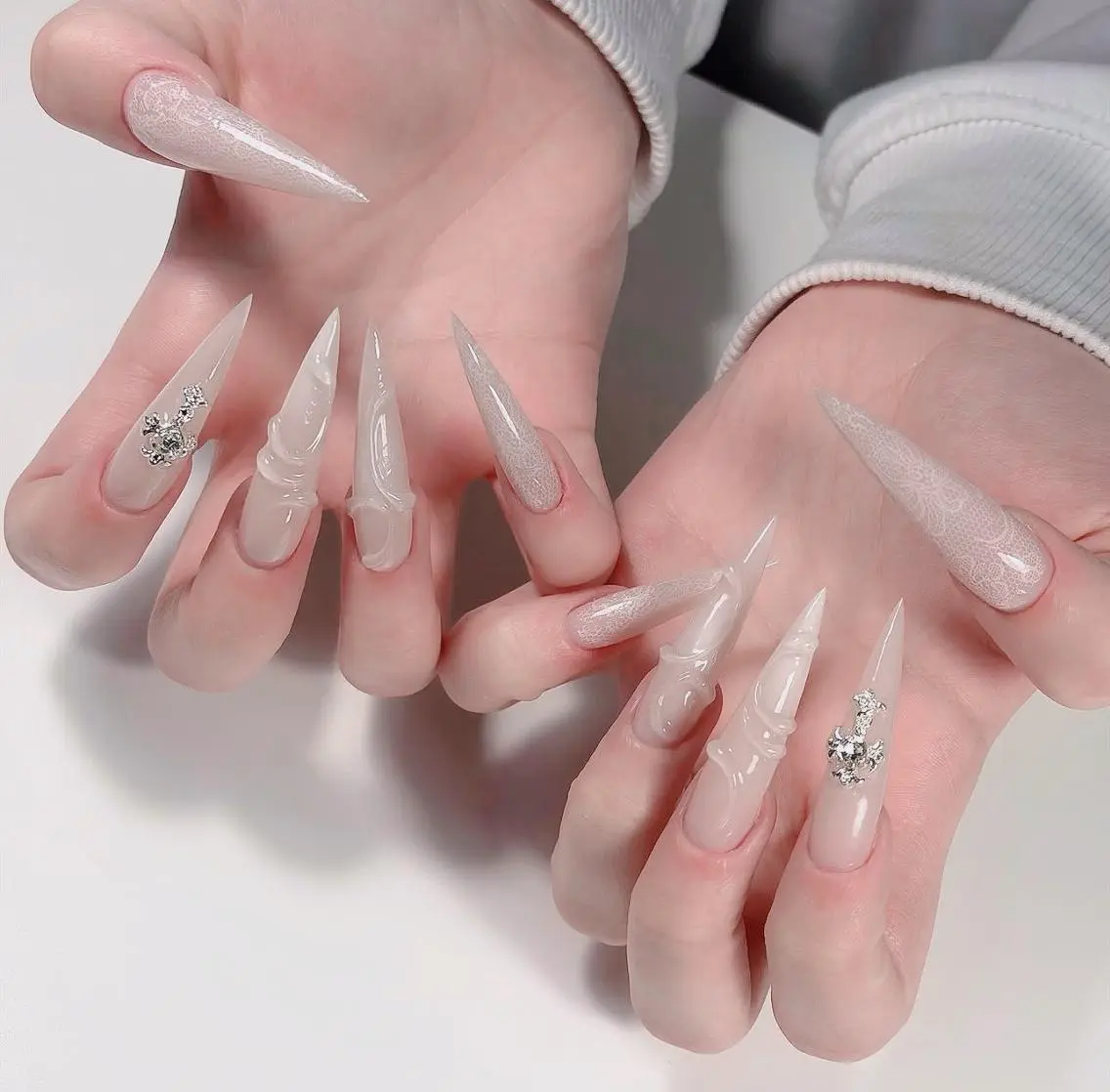 ネイル オーロラネイル 成人式 フレンチネイル グラデーション ハロウィン ハンドネイル H.baby Nail Salonのネイルデザイン
