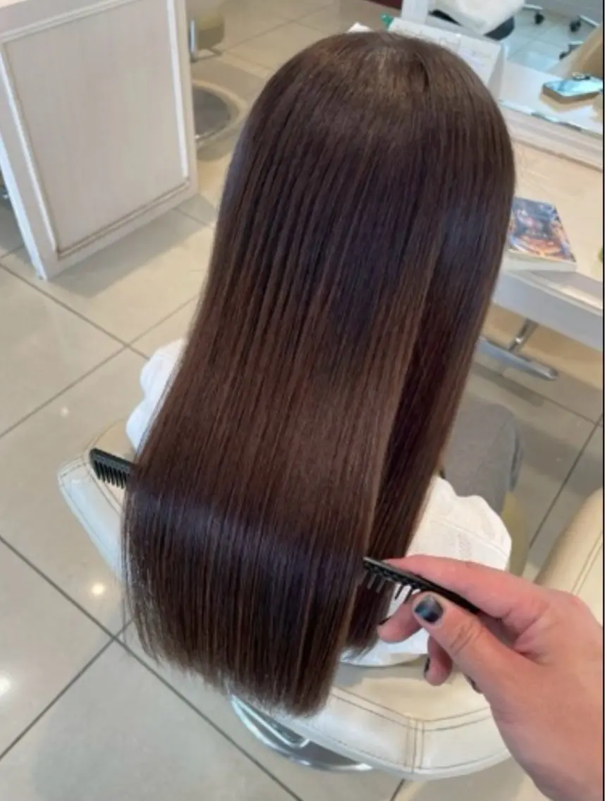 ロング 縮毛矯正 澤田 悠生のヘアスタイル