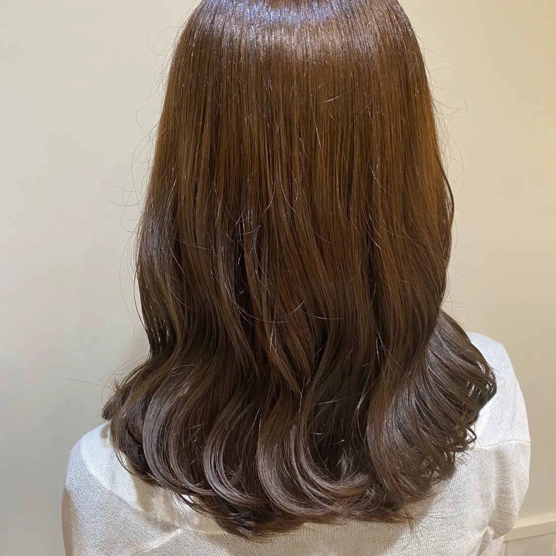 セミロング 艶カラー/韓国風ヘア 🩵shioneのヘアスタイル