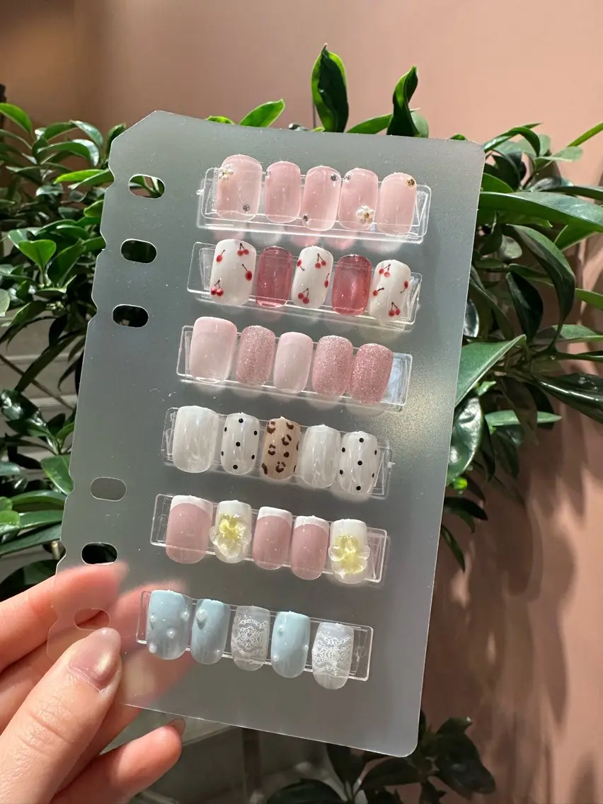 韓国っぽデザインネイル🇰🇷💕の写真