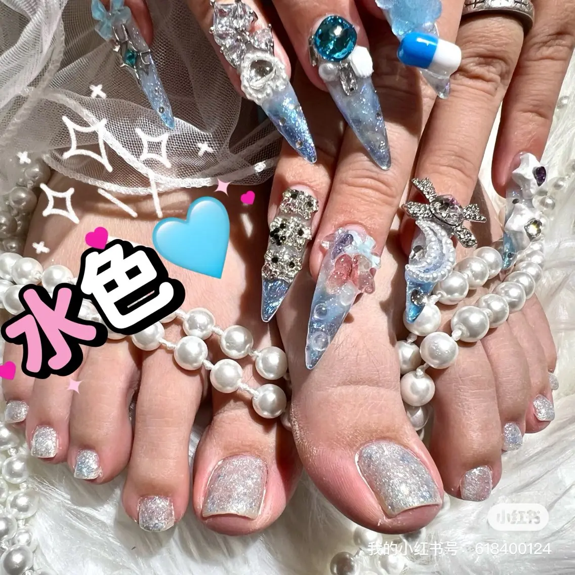 ネイル 長さ出し 水色 夏ネイル リボン、ガーリー パーツ放題専門店のネイルデザイン