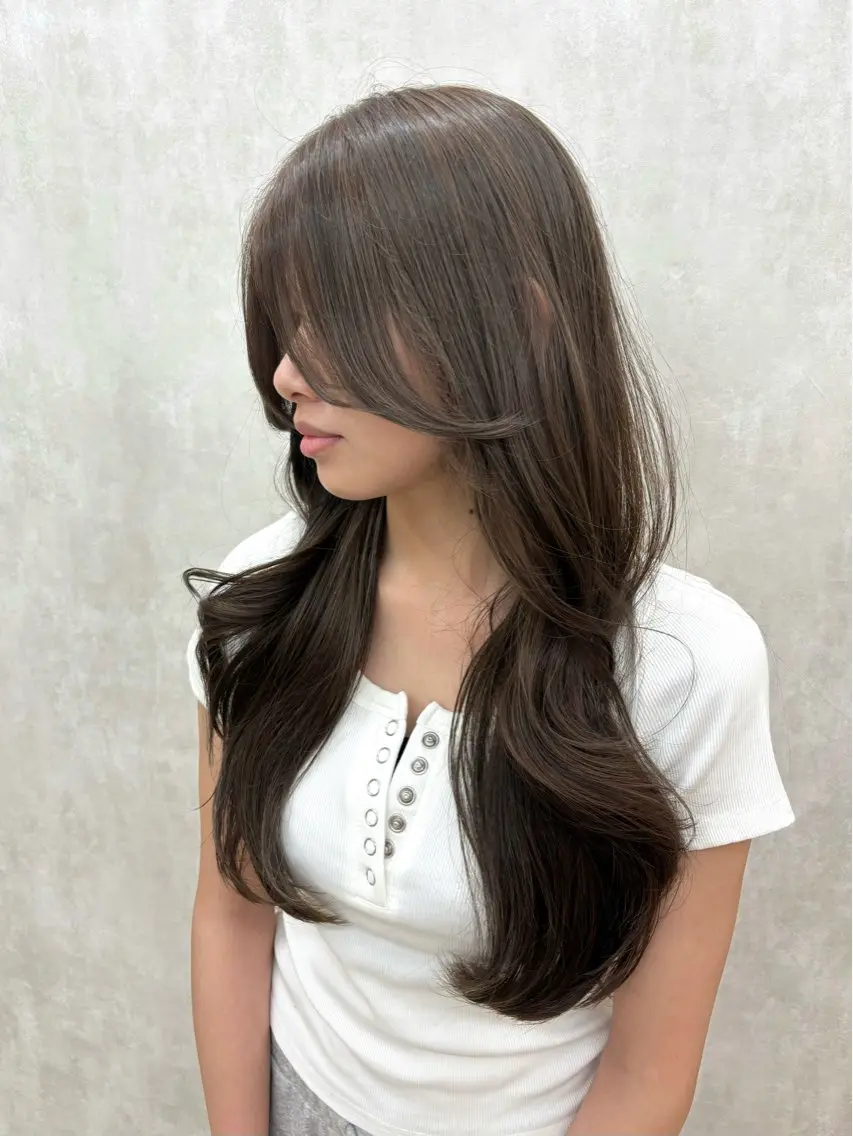 カラー ブリーチ ダブルカラー ブリーチなしカラー ヘアカラー 梅原 結唯のヘアスタイル