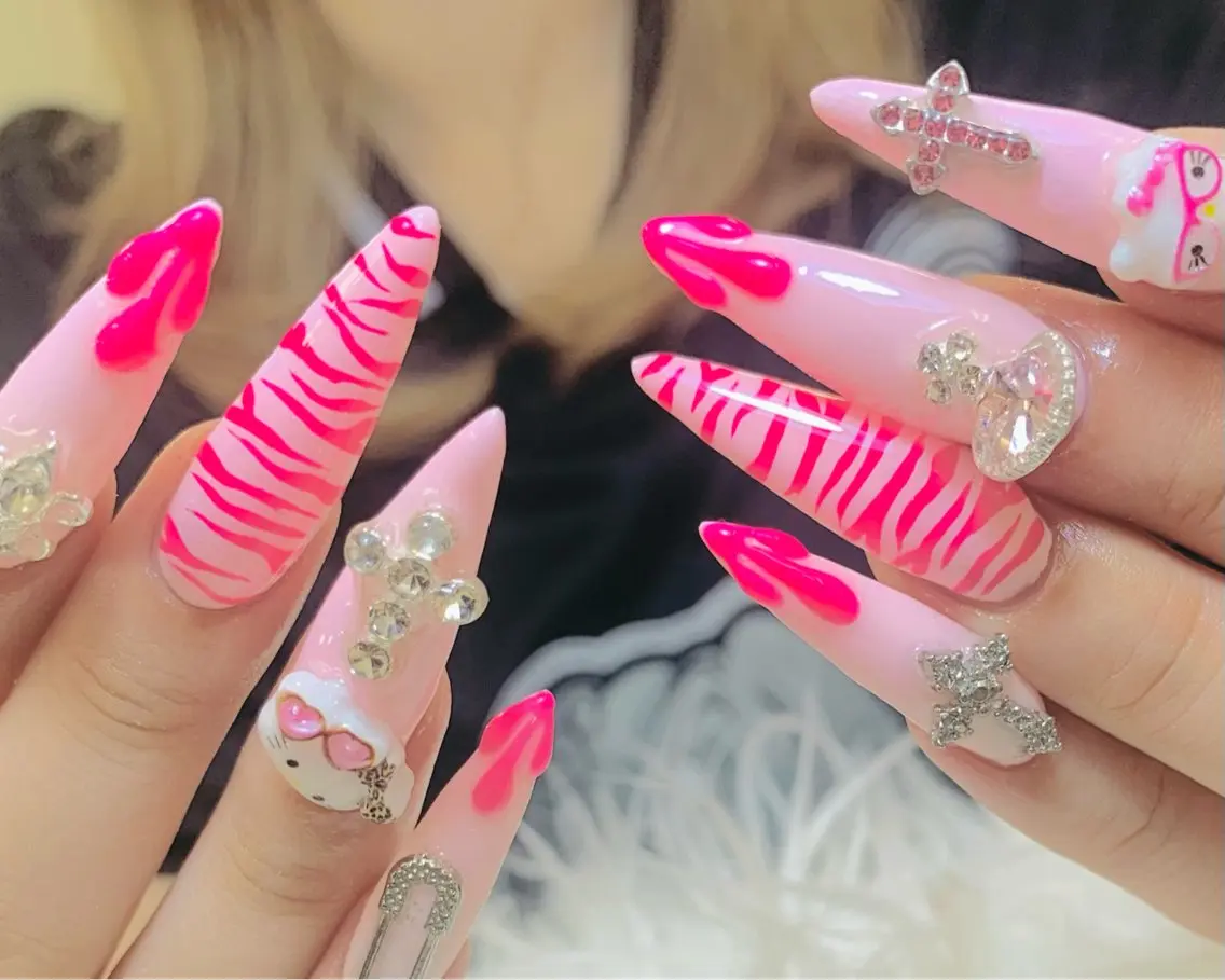 ネイル チークネイル 長さ出し フラッシュネイル フレンチネイル グラデーション ハンドネイル AN NAIL SALONのネイルデザイン