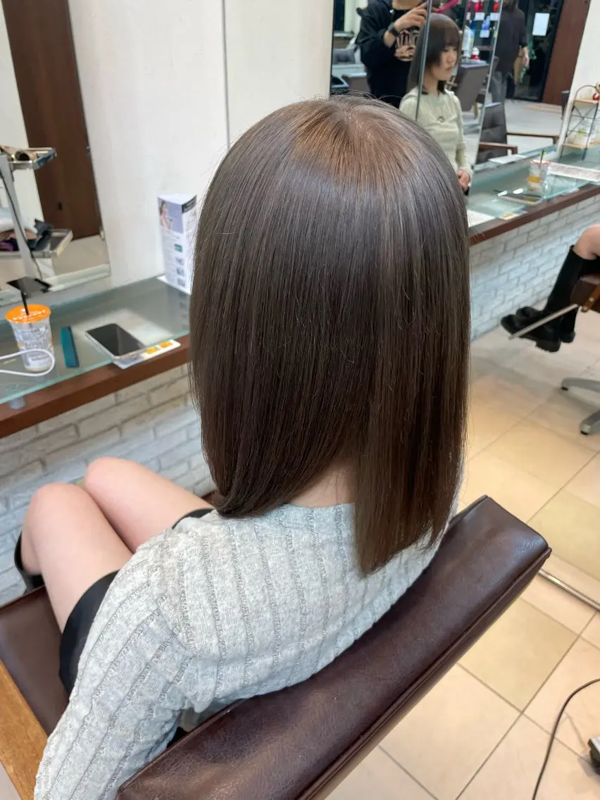 ミディアム カラー ブリーチ ダブルカラー インナーカラー 髪質改善 トリートメント 北林 秀悟のヘアスタイル