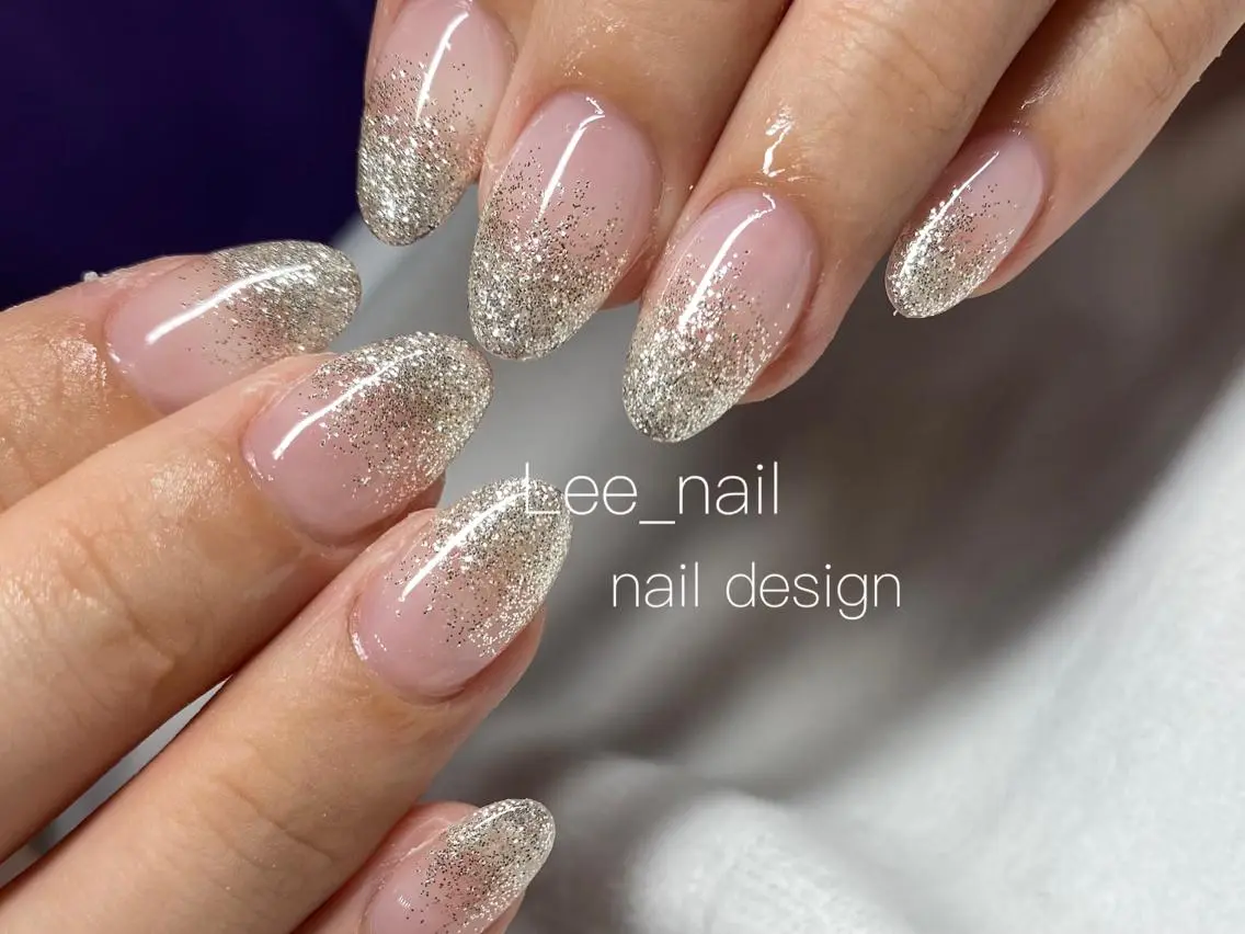 ネイル ラメ(グリッター) ラメグラデーション ハンドネイル Lee_ nailのネイルデザイン