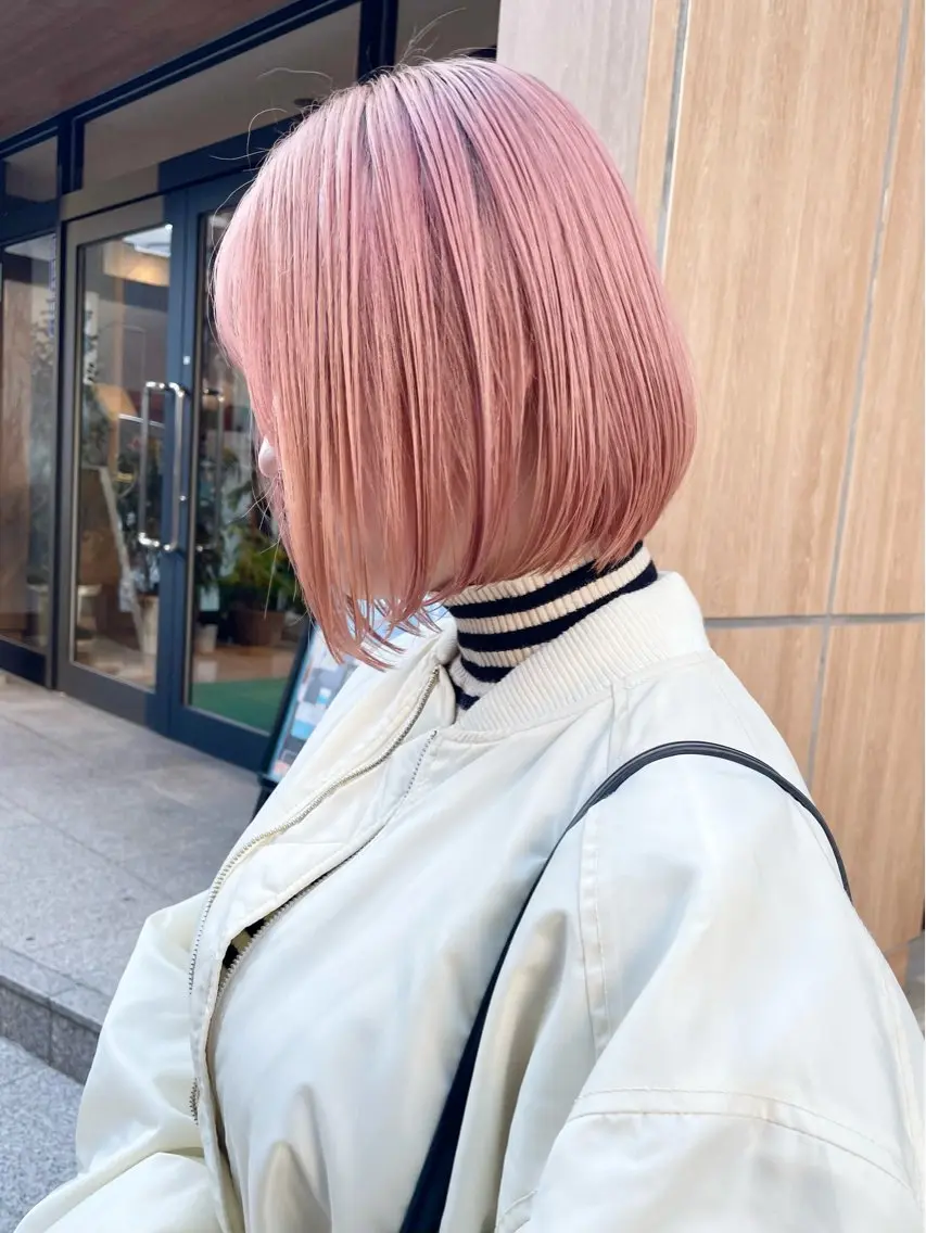 ミディアム カラー ベージュカラー ブリーチ ピンクカラー ピンクベージュ 佐藤 魁人のヘアスタイル