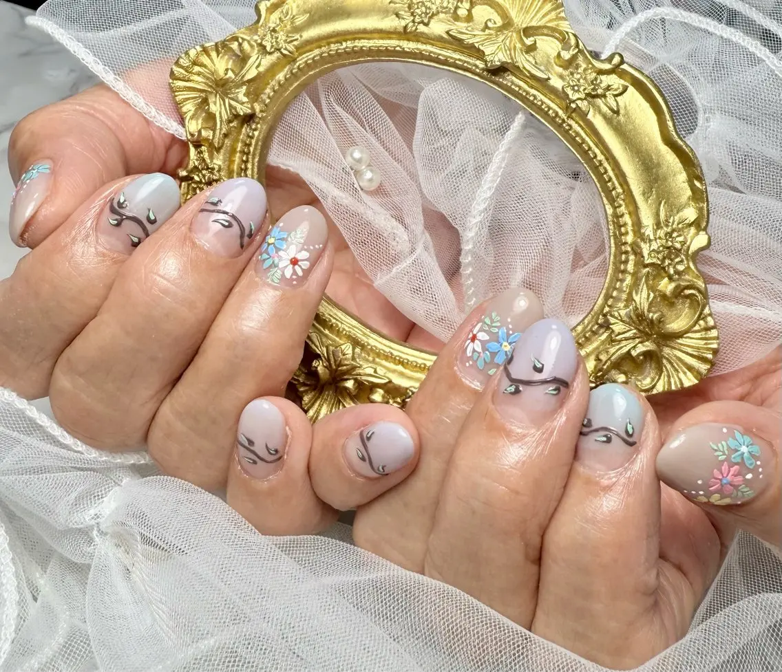 ネイル アートネイル チークネイル フレンチネイル ガラスフレンチ 氷ネイル・うるうるネイル Mai’s nailのネイルデザイン