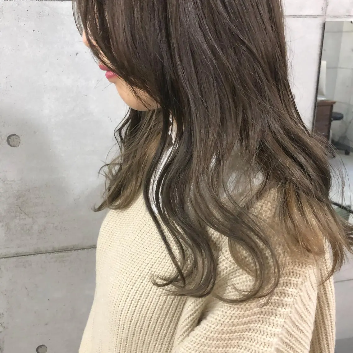 ミディアム カラー ベージュカラー 艶髪育成サロン 京橋　shinのヘアスタイル