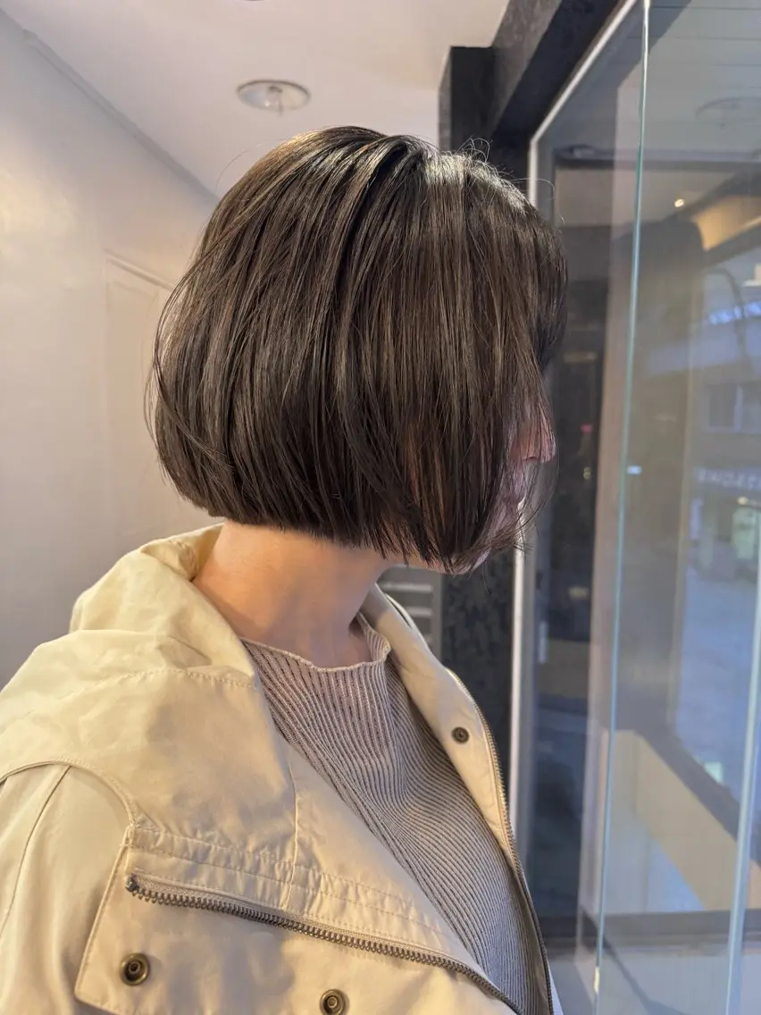 ショート カラー カット ヘアカラー トリートメント KOHNO/レイヤー と垢抜けヘアのヘアスタイル