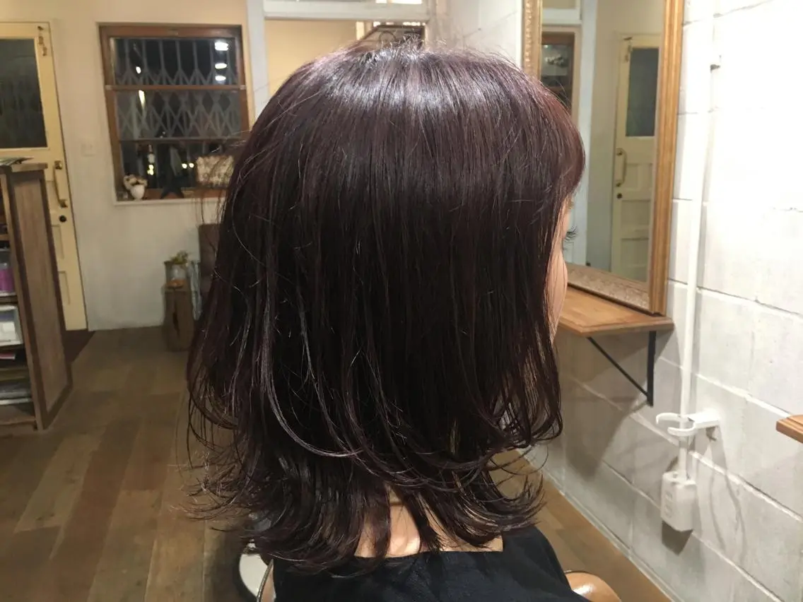 ミディアム カラー ウルフカット カット ヘアカラー トリートメント hair salon Zöld.のヘアスタイル