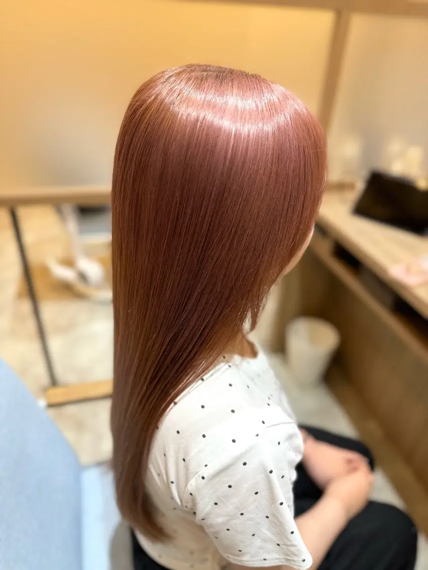ロング カラー YUKA .のヘアスタイル